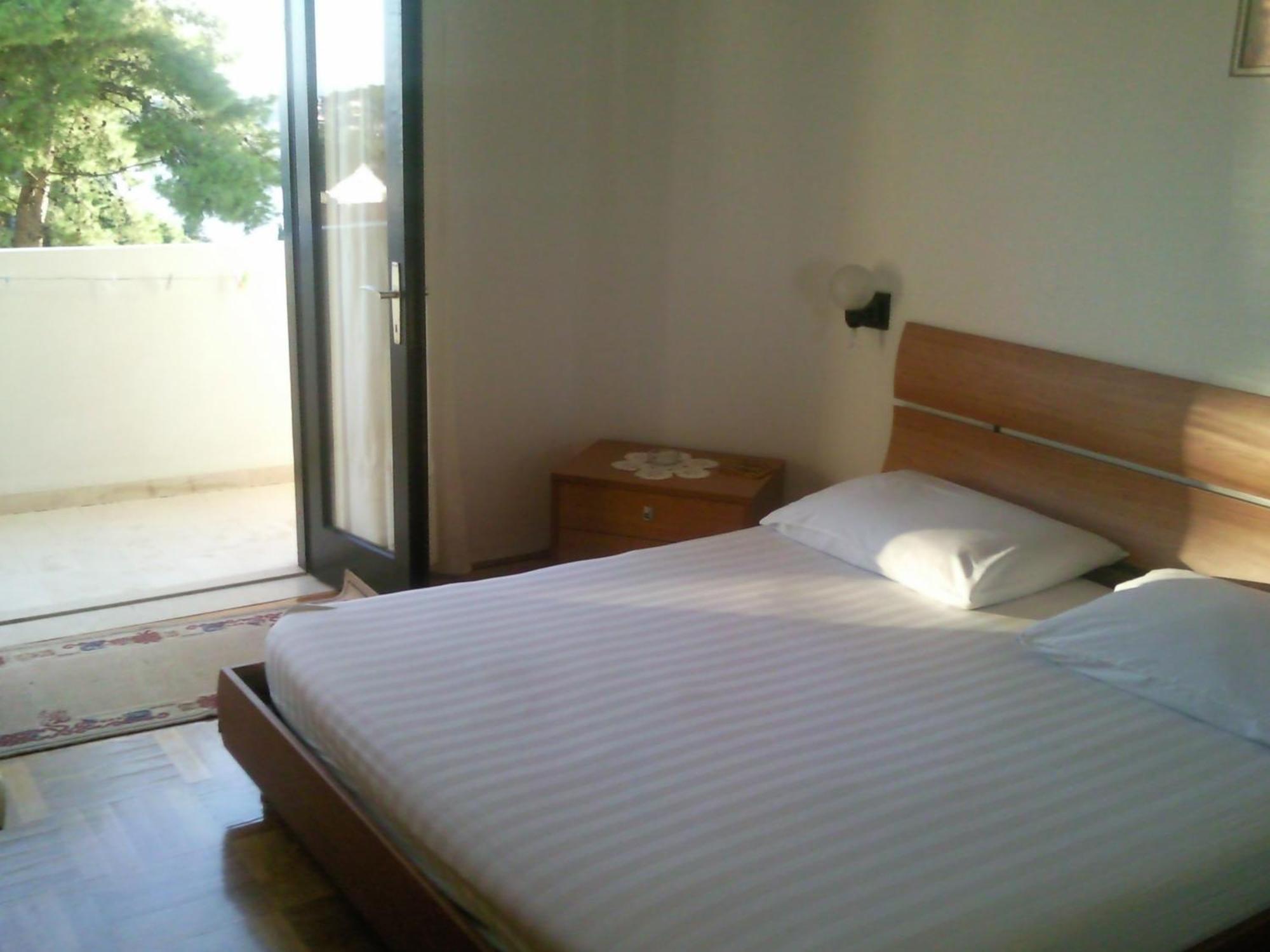 Apartamento And Rogosic *