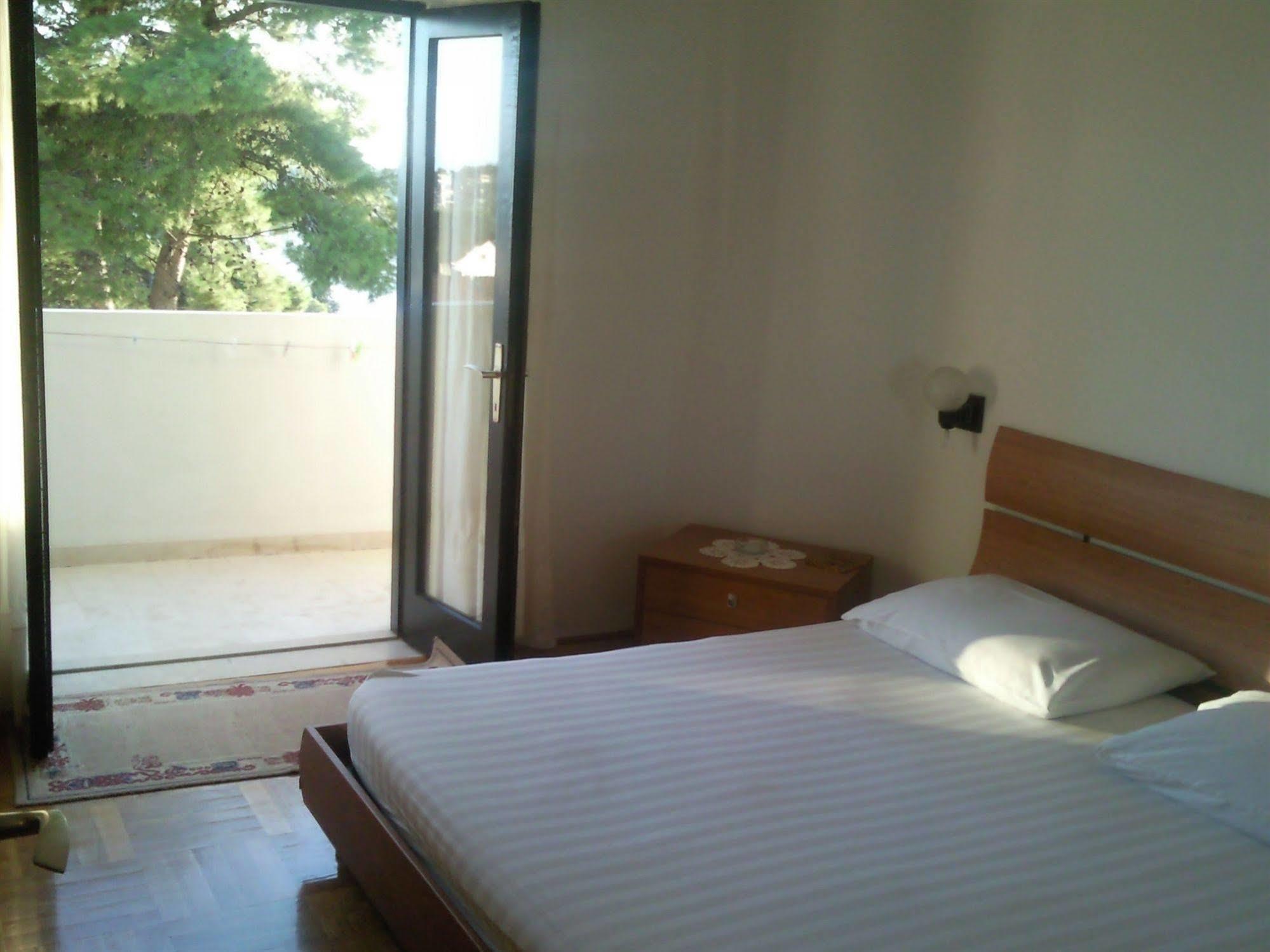 Apartamento And Rogosic Hvar Town